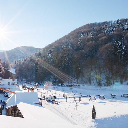 Hotel Miruna Sîmbăta de Sus Екстериор снимка