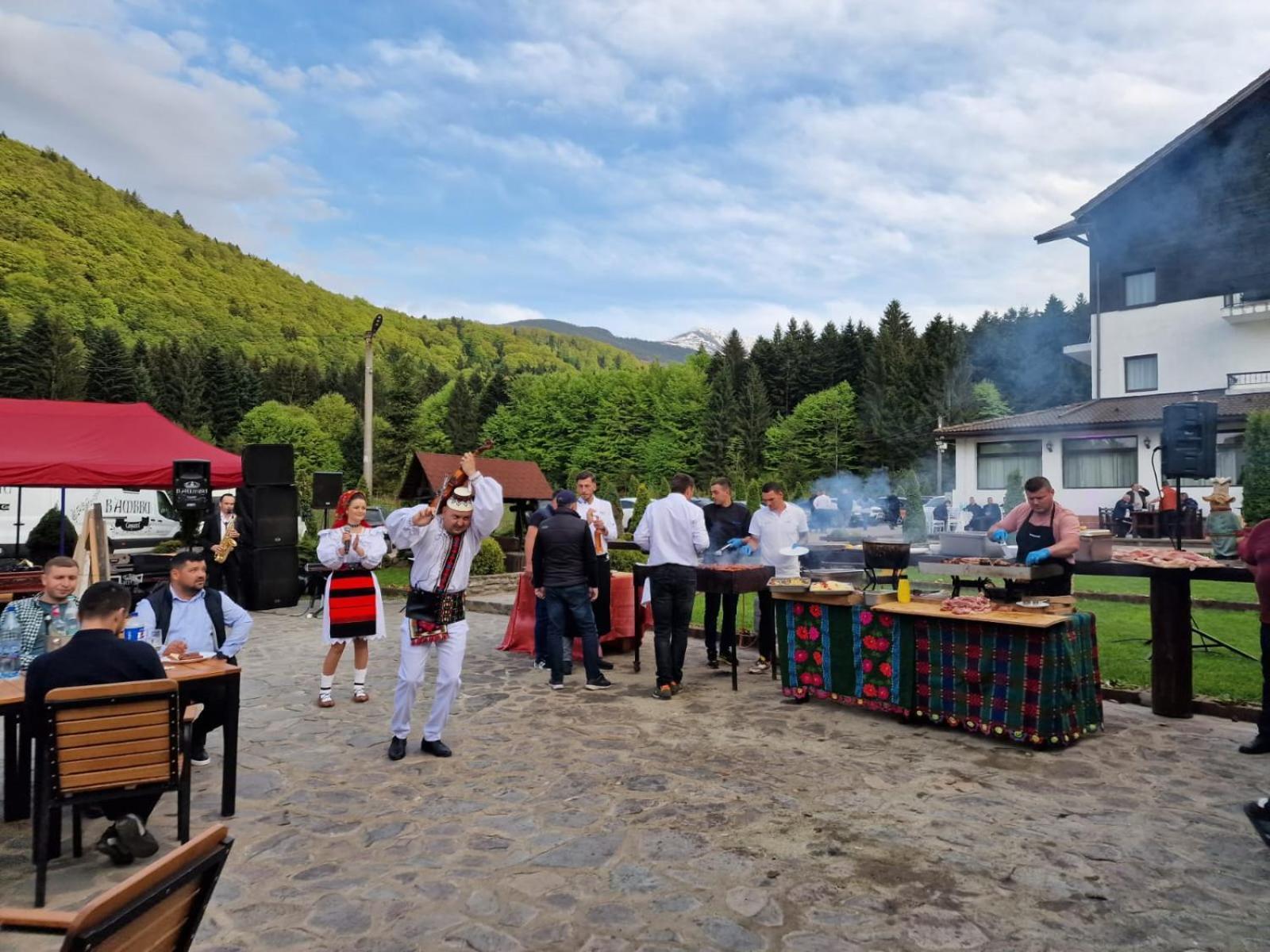 Hotel Miruna Sîmbăta de Sus Екстериор снимка
