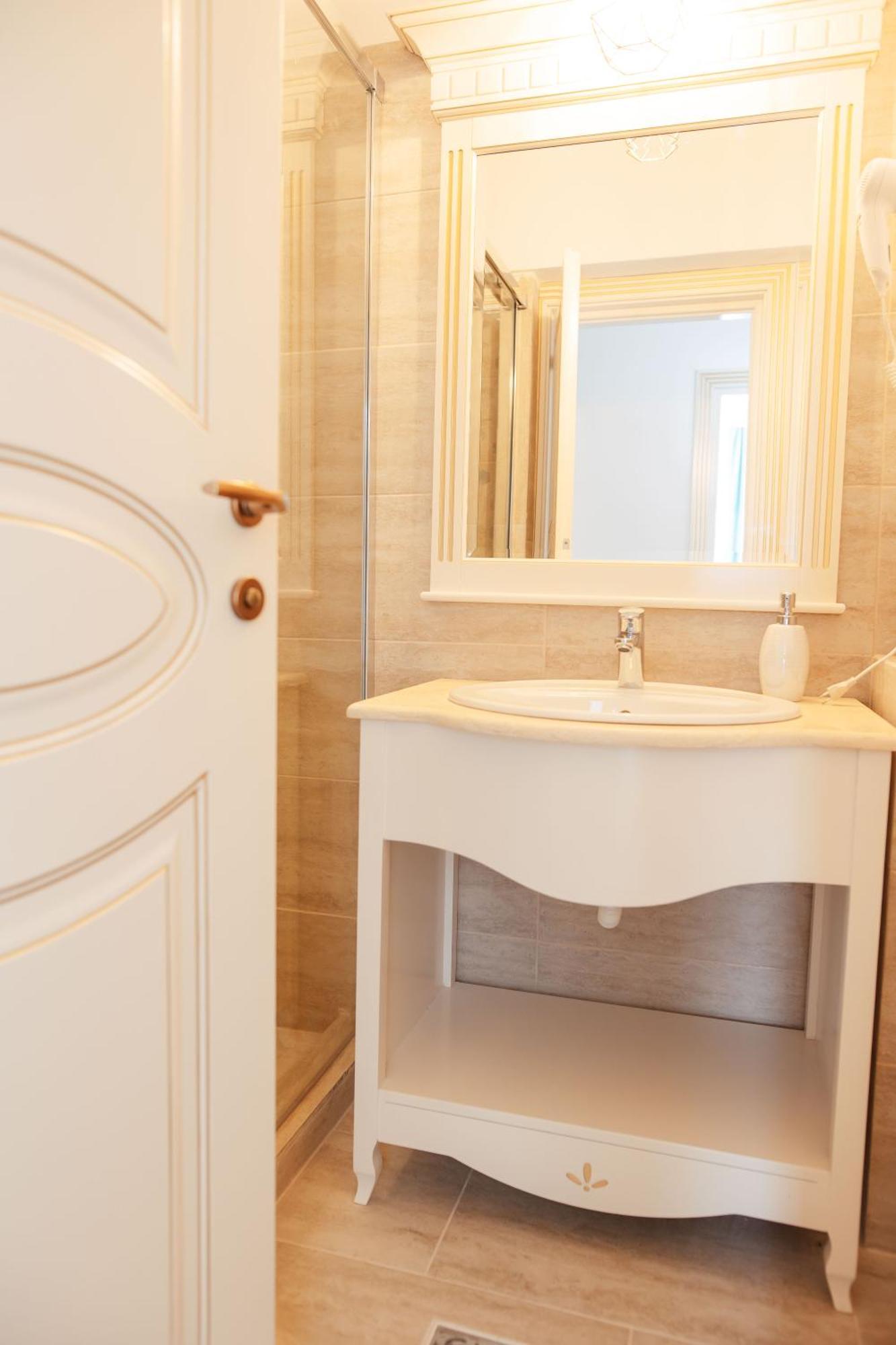 Hotel Miruna Sîmbăta de Sus Екстериор снимка